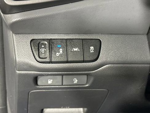 Used 2021 Hyundai Ioniq Limited image 19