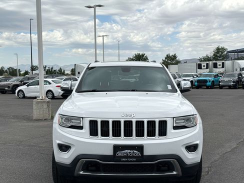 Used 2015 Jeep Grand Cherokee Limited w/ Luxury Group II AWD/4WD image 2