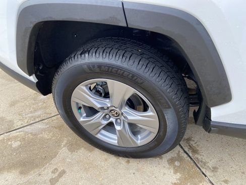 Used 2022 Toyota RAV4 XLE image 30