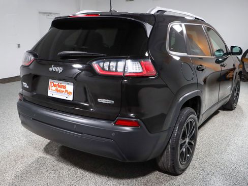 Used 2021 Jeep Cherokee Latitude Plus FWD image 7