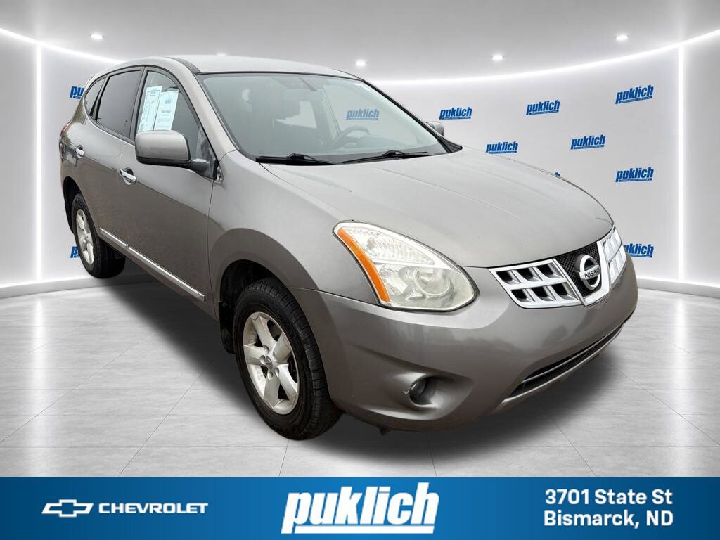 Used 2013 Nissan Rogue S w/ Special Edition Pkg FWD image 3