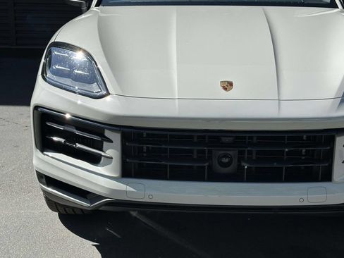 New 2026 Porsche Cayenne S AWD/4WD image 10