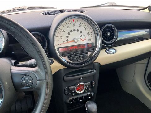 Used 2011 MINI Cooper Hardtop image 13