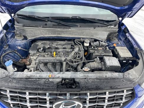 Used 2022 Hyundai Venue SEL image 13