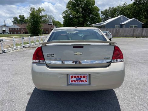 Used 2011 Chevrolet Impala LT w/ Luxury Edition Package FWD image 5