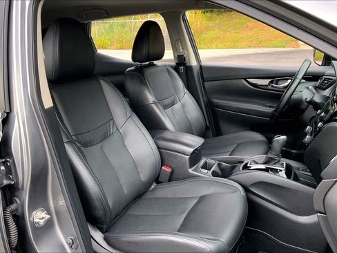 Used 2022 Nissan Rogue Sport SL AWD/4WD image 7