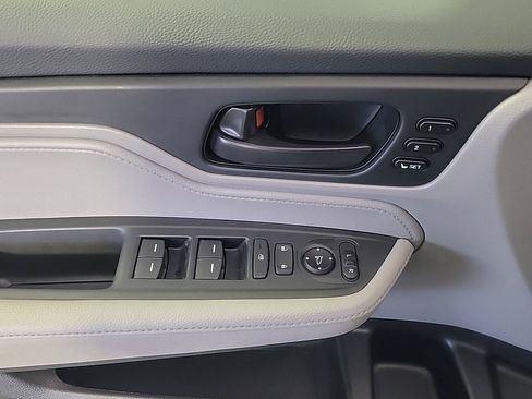 Used 2023 Honda Odyssey EX-L image 39