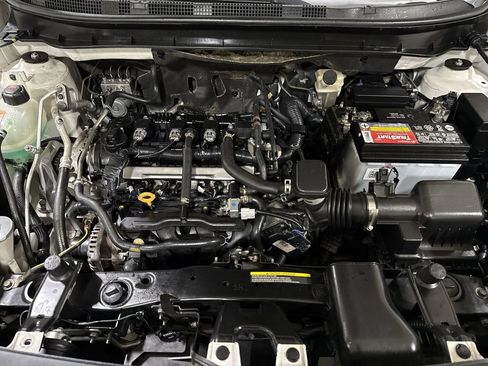 Used 2018 Nissan Kicks S FWD image 24