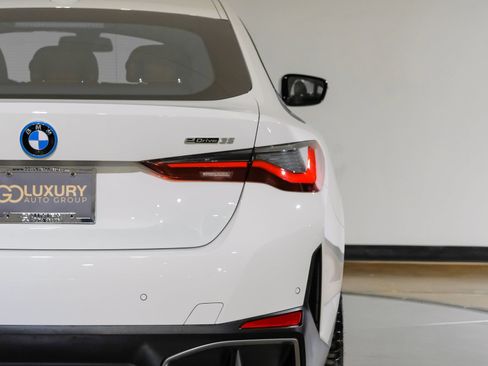 Used 2023 BMW i4 eDrive35 w/ Premium Package RWD image 52