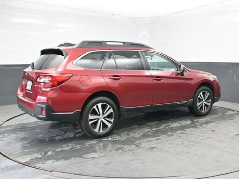Used 2019 Subaru Outback 2.5i Limited AWD/4WD image 7