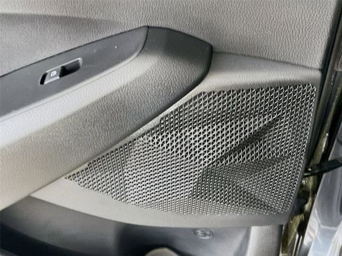 Used 2024 Kia Seltos EX image 16