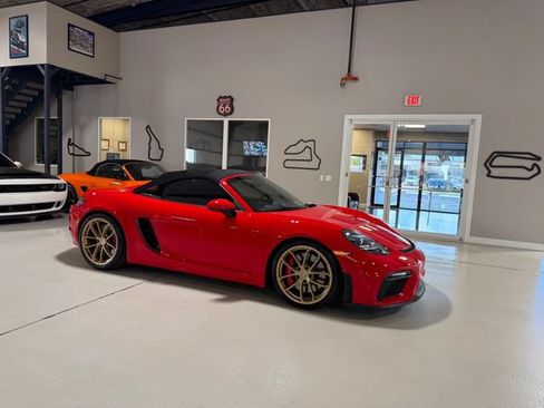 Used 2022 Porsche 718 Boxster Spyder RWD image 67