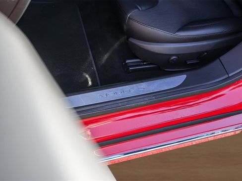 Used 2016 Tesla Model S 75D image 8