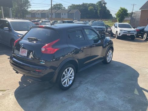 Used 2014 Nissan Juke SV FWD image 2
