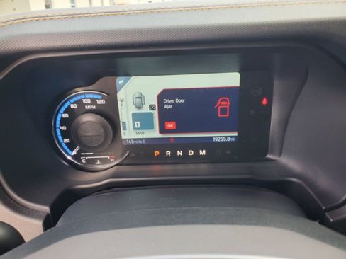 Used 2024 Ford Bronco Badlands AWD/4WD image 17