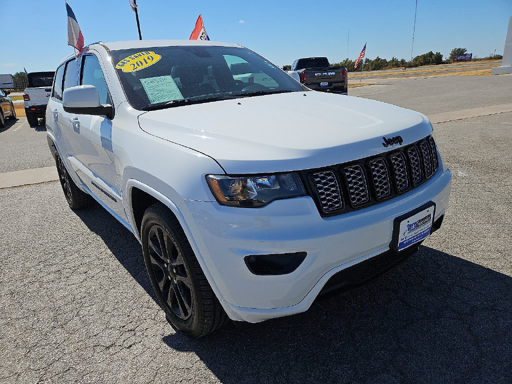 Used 2019 Jeep Grand Cherokee Altitude RWD image 11