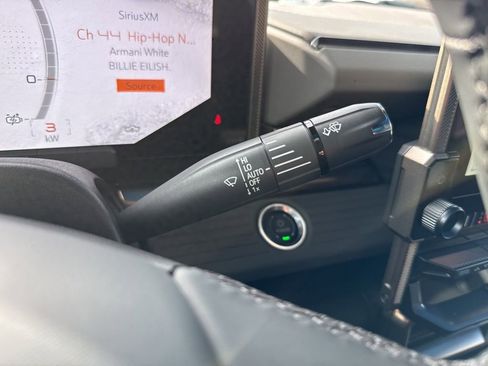 Used 2025 GMC Hummer EV 3X image 23