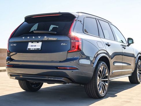New 2026 Volvo XC90 B6 Ultra image 5