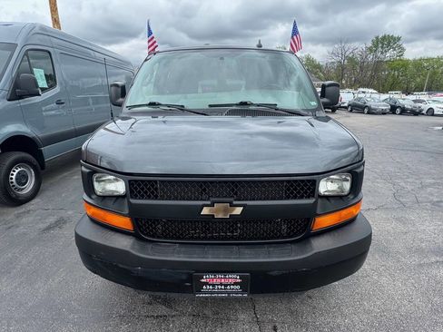 Used 2016 Chevrolet Express 2500 LS image 3