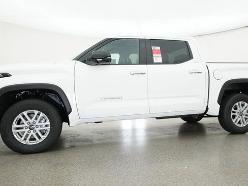 New 2026 Toyota Tundra SR5 AWD/4WD image 2