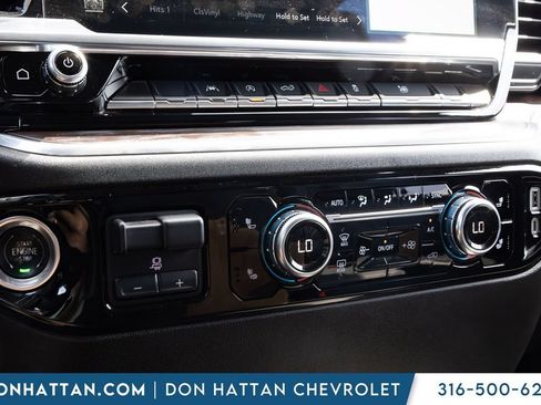 Used 2025 GMC Sierra 1500 SLT AWD/4WD image 11