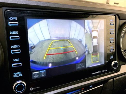 Used 2020 Toyota Tacoma TRD Off-Road image 20