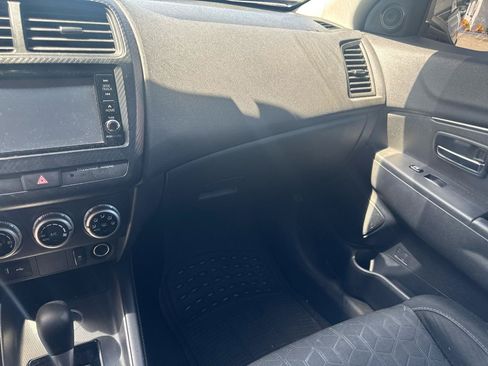Used 2021 Mitsubishi Outlander Sport LE FWD image 15