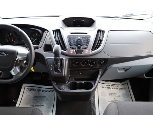 Used 2019 Ford Transit 350 XLT RWD image 9