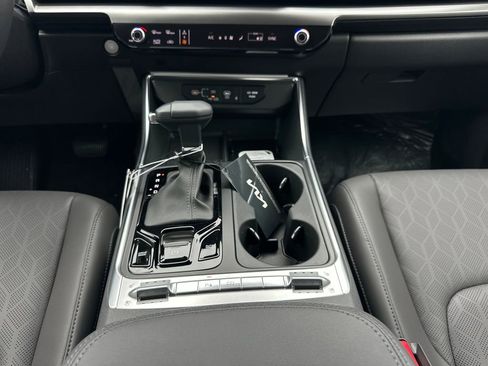 New 2026 Kia Carnival SX FWD image 33