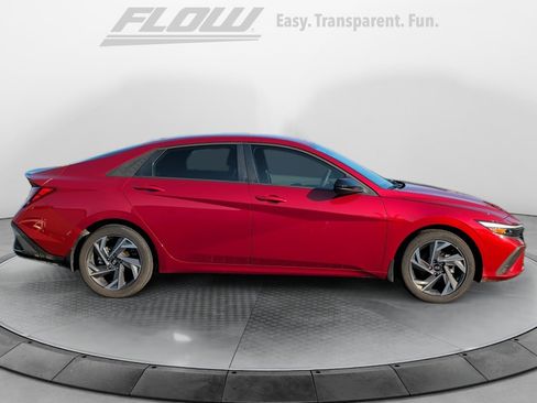 Certified 2025 Hyundai Elantra Sport FWD image 8