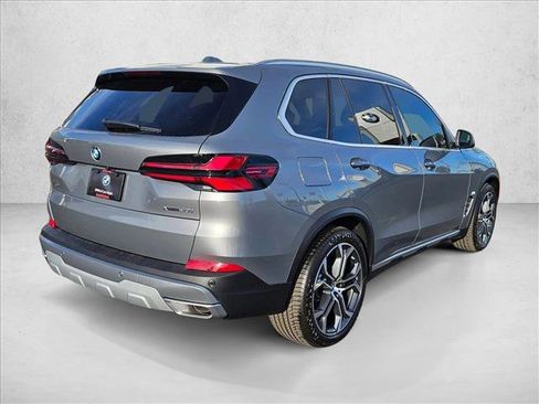New 2026 BMW X5 xDrive40i image 2