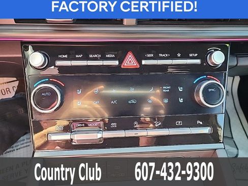 Used 2025 Hyundai Santa Fe Calligraphy image 17
