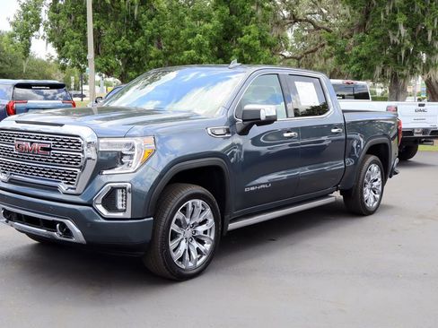 Certified 2022 GMC Sierra 1500 Denali w/ Denali Premium Package AWD/4WD image 5