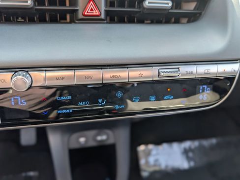 Certified 2024 Hyundai Ioniq 5 SEL RWD image 30