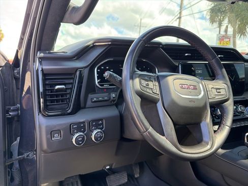 Used 2023 GMC Sierra 1500 AT4X image 12