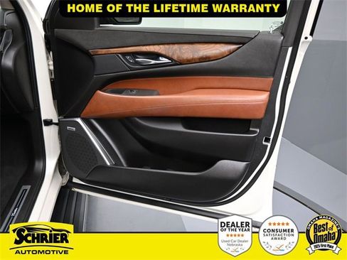 Used 2015 Cadillac Escalade Premium image 47