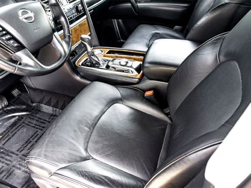 Used 2023 Nissan Armada SL w/ Captain's Chairs Package image 14