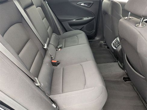 Used 2024 Chevrolet Malibu LT image 30