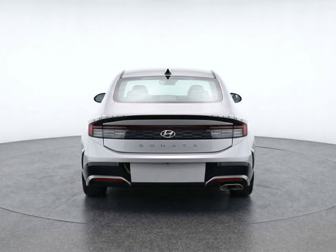 Used 2025 Hyundai Sonata SEL FWD image 7