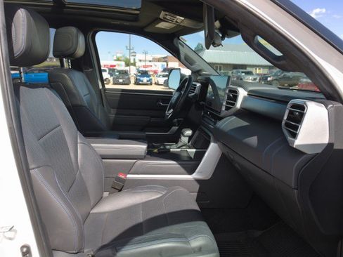 Used 2023 Toyota Tundra Platinum AWD/4WD image 34