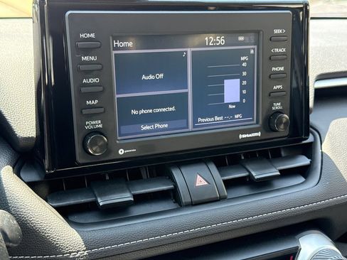 Used 2020 Toyota RAV4 LE w/ All Weather Liner Package AWD/4WD image 22