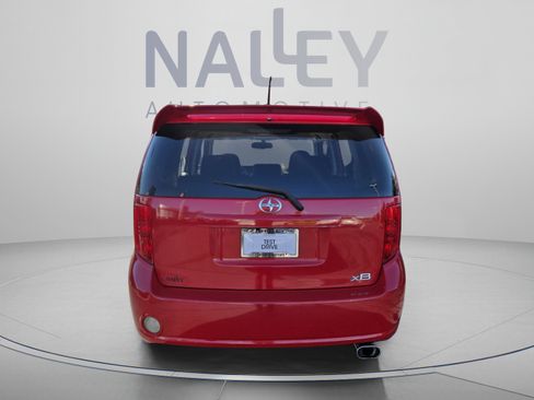 Used 2009 Scion xB w/ Release Series 6.0 FWD image 4