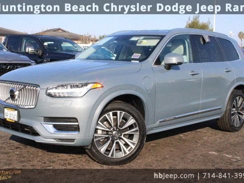 Used 2021 Volvo XC90 T8 Inscription Expression w/ Protection Package Premier image 9