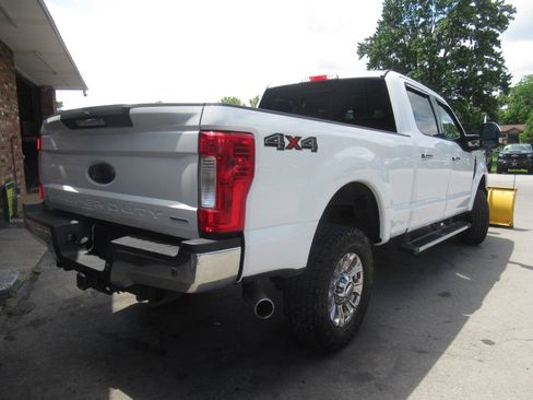 Used 2017 Ford F250 Lariat w/ Chrome Package AWD/4WD image 14