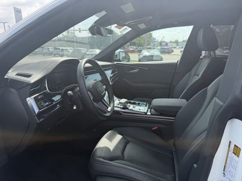 Used 2026 Audi Q8 Premium Plus w/ Premium Plus Package AWD/4WD image 5