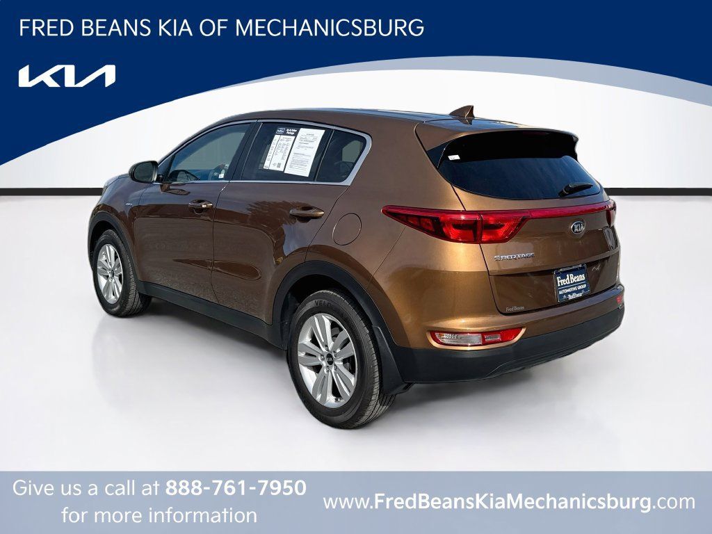 Used 2017 Kia Sportage LX AWD/4WD image 5
