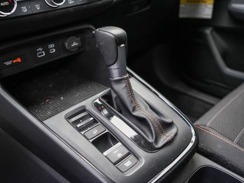 Used 2025 Honda CR-V Sport image 18