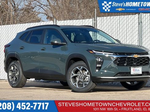 New 2026 Chevrolet Trax LT w/ Driver Confidence Package image 1