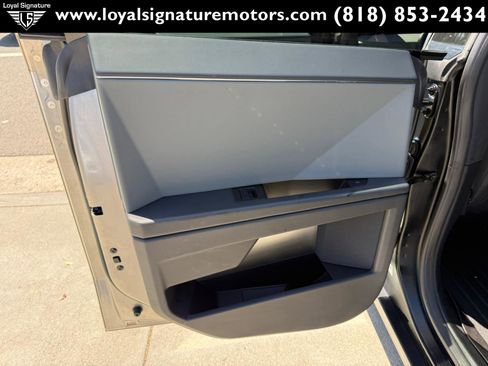 Used 2024 Tesla Cybertruck AWD Crew Cab image 14