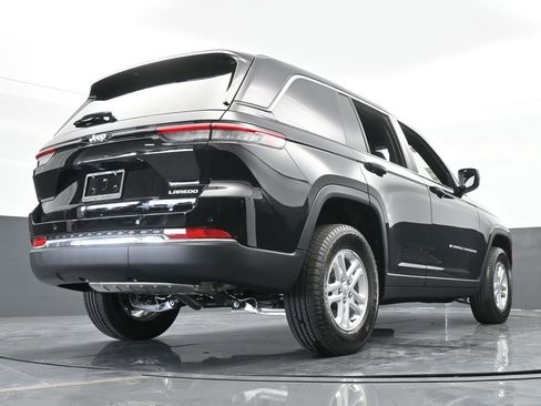 Used 2024 Jeep Grand Cherokee Laredo w/ Trailer Tow Package image 48